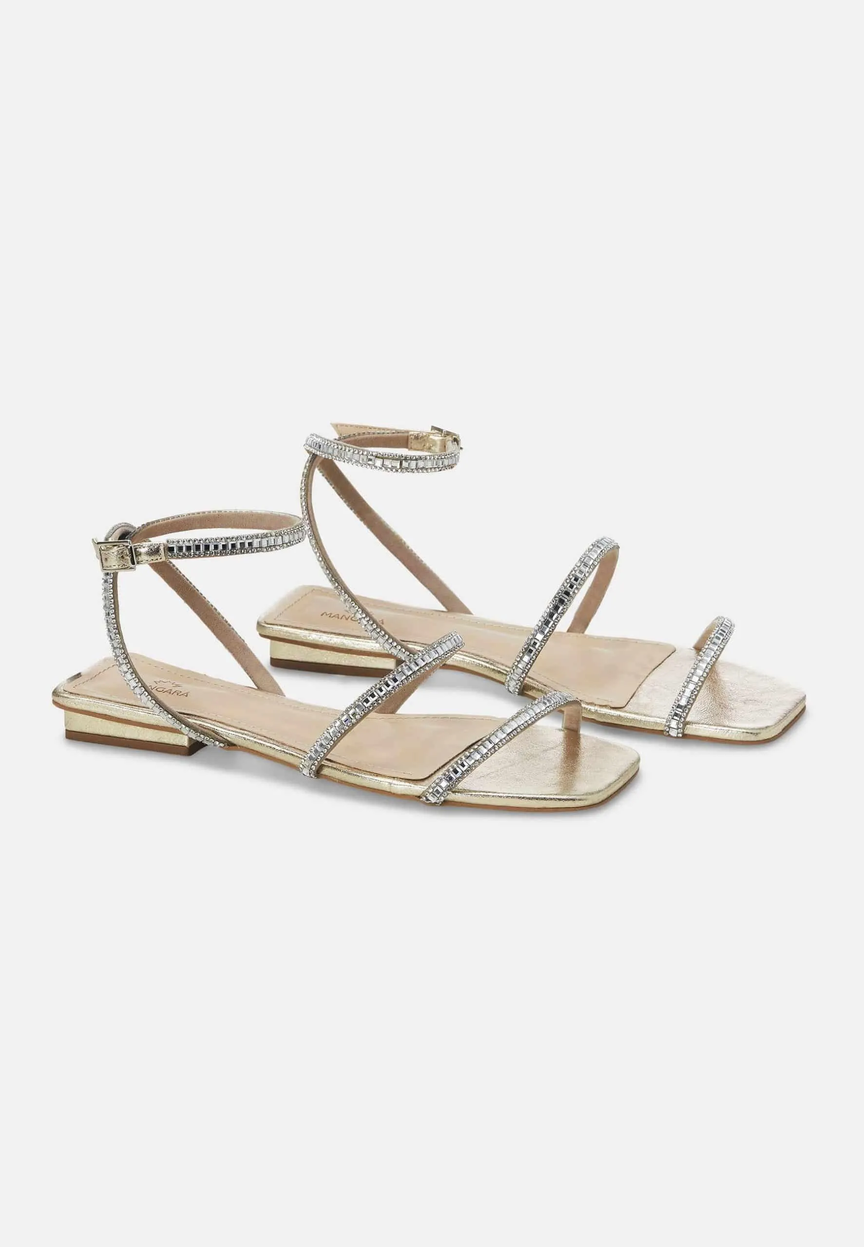 Ladies Flat Silver Casual Sandals with a Cushioned Insole