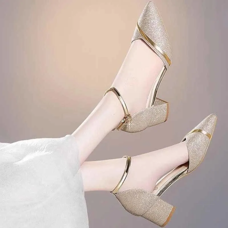 Wrap Toes Middle Heel Sandals